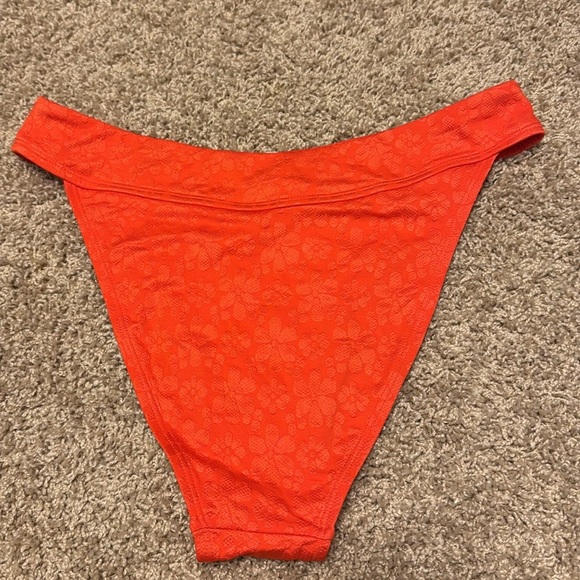 NWT! Cupshe Bright Orange Flower Embroidered Swim Bikini Bottom Size Large - Picture 5 of 5